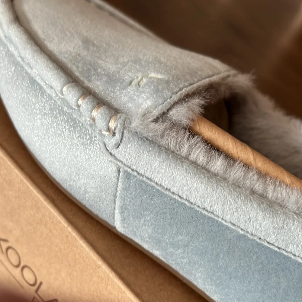 NWT Koolaburra by UGG Riley Shimmer super cute slippers size 1